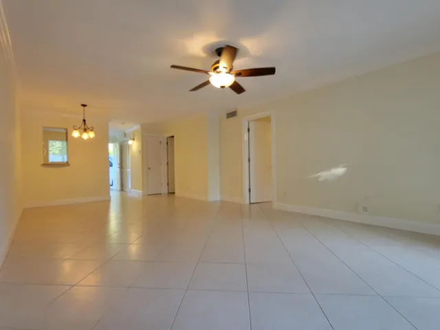 21686 1