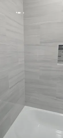 1000324527