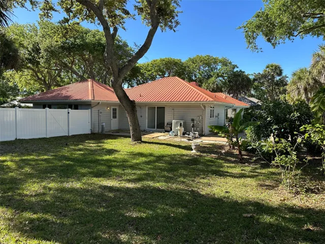 Spacious yard