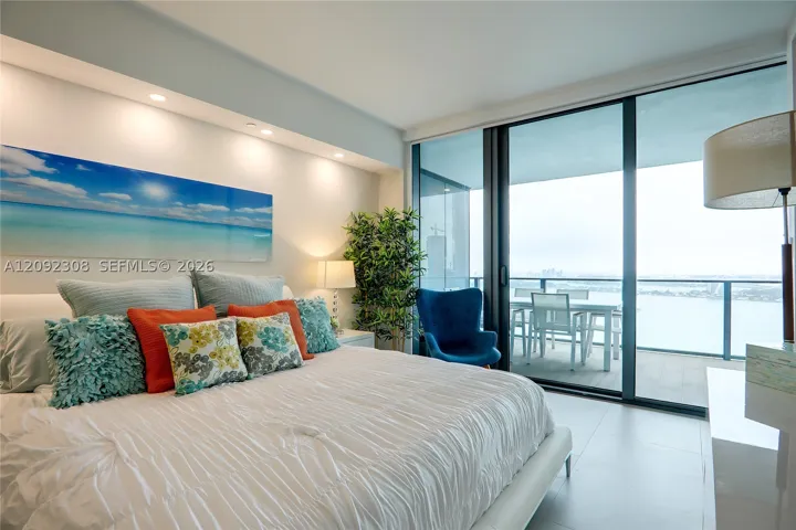 650 Ne 32nd St 4105, Miami, Florida 33137