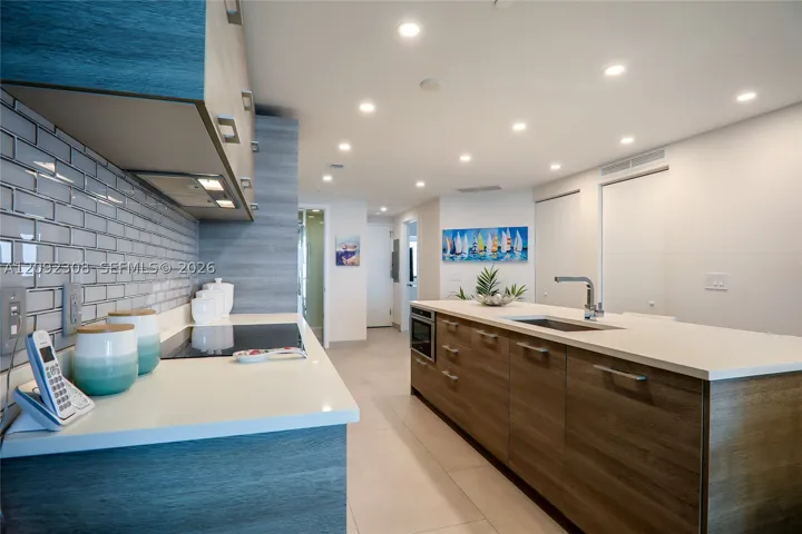 650 Ne 32nd St 4105, Miami, Florida 33137