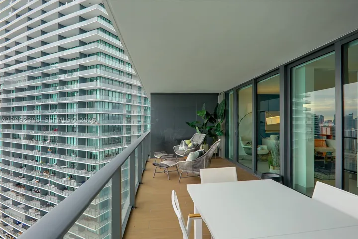 650 Ne 32nd St 4105, Miami, Florida 33137