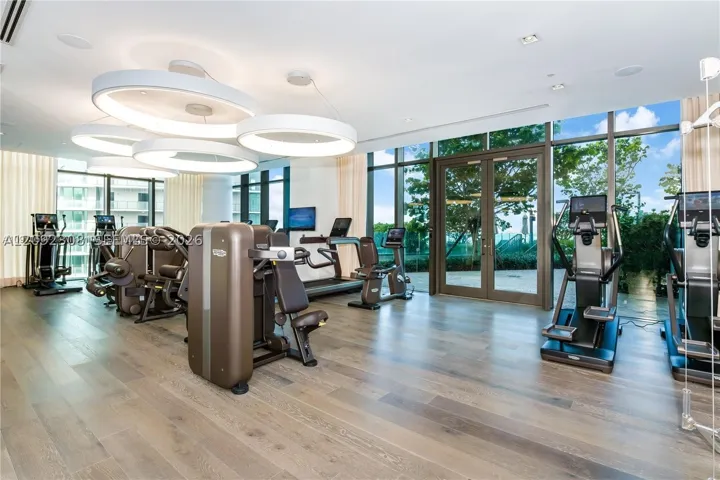 650 Ne 32nd St 4105, Miami, Florida 33137