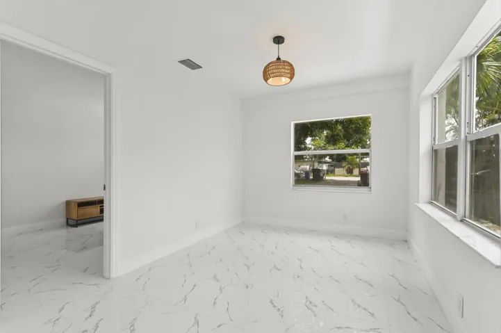 09 Living Room 05