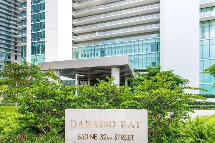 650 Ne 32nd St 4105, Miami, Florida 33137