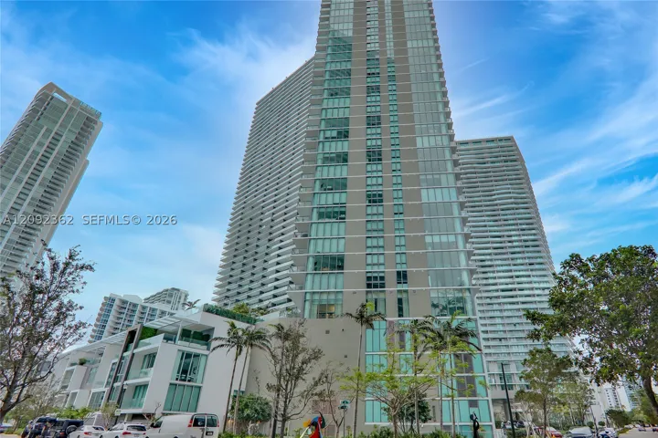 650 Ne 32nd St 4105, Miami, Florida 33137