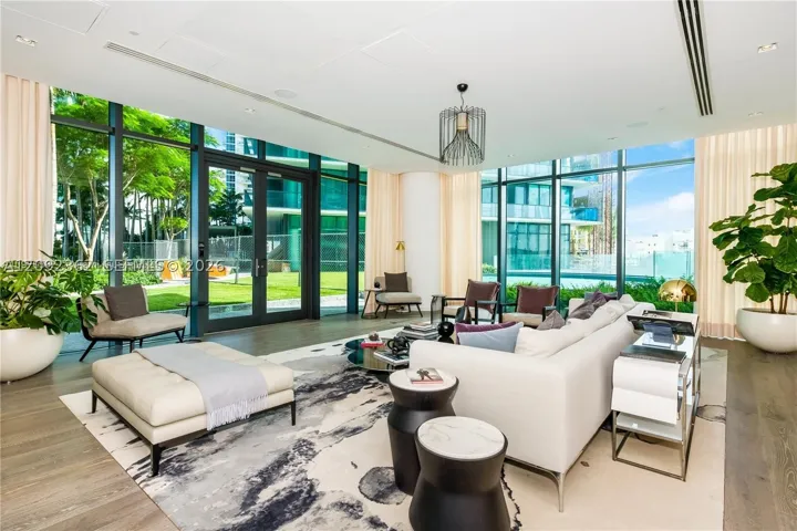 650 Ne 32nd St 4105, Miami, Florida 33137