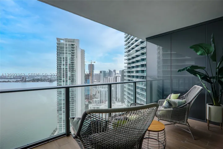650 Ne 32nd St 4105, Miami, Florida 33137