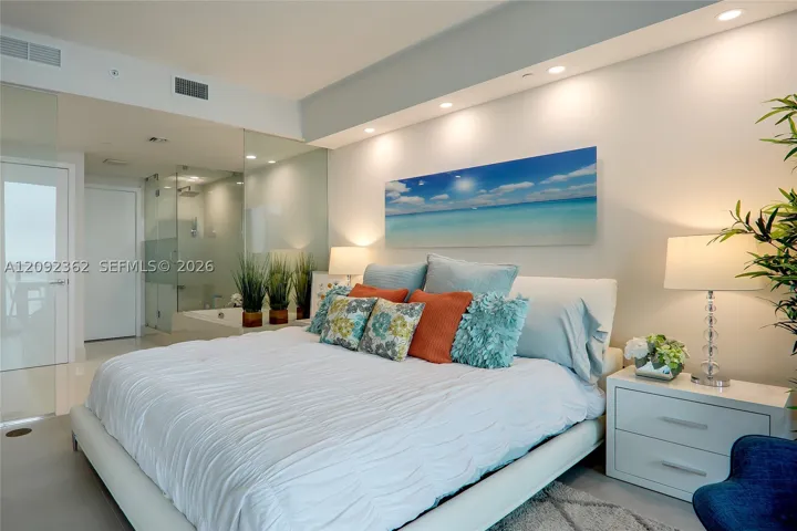 650 Ne 32nd St 4105, Miami, Florida 33137