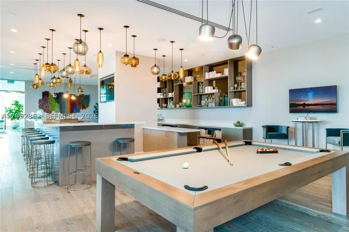 650 Ne 32nd St 4105, Miami, Florida 33137