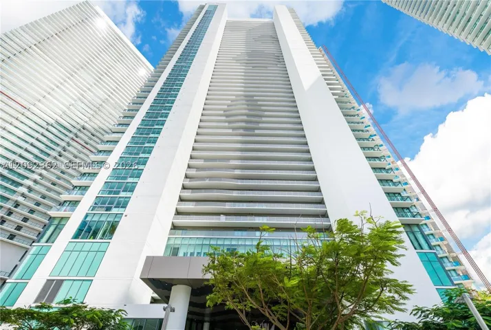 650 Ne 32nd St 4105, Miami, Florida 33137