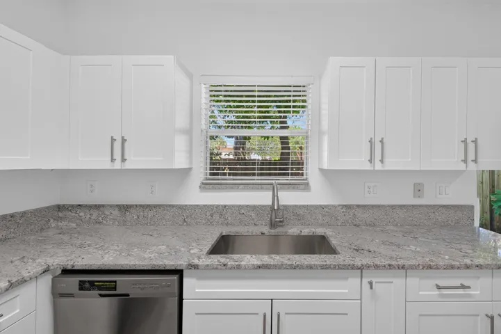 21952 cutler bay-27