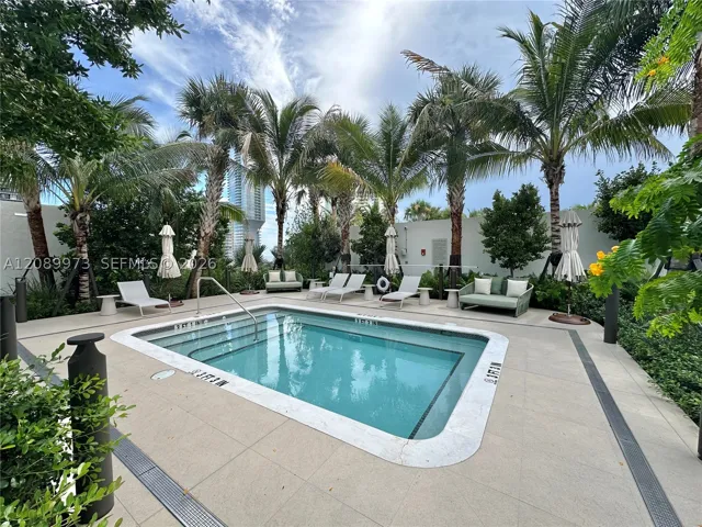 Hydrotherapy Spa Pool