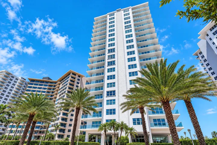 Regency Tower South