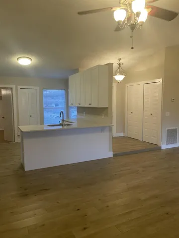 Kitchen 4