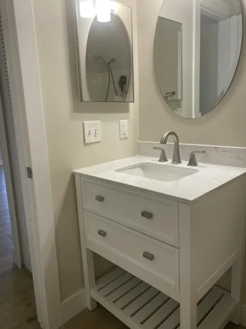 Guest Bath 2