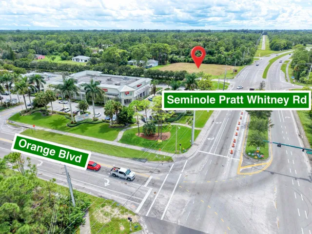 Vie from Corner Orange : Seminole