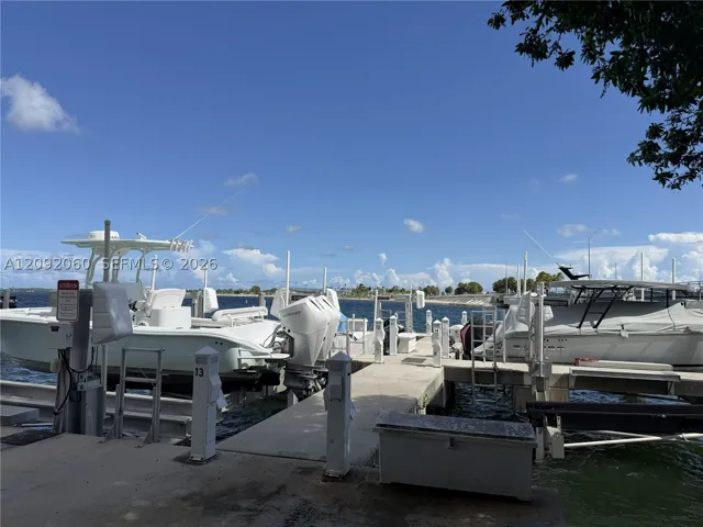 Dock