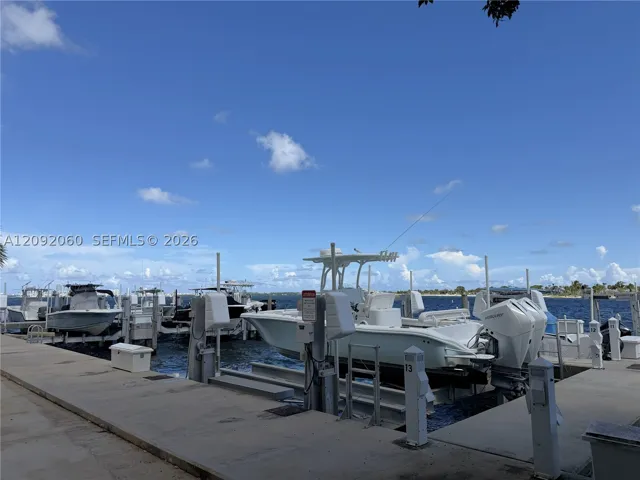 Dock