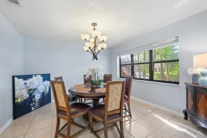 148 Weybridge Cir apt c-11