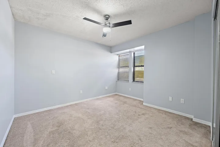 148 Weybridge Cir apt c-3