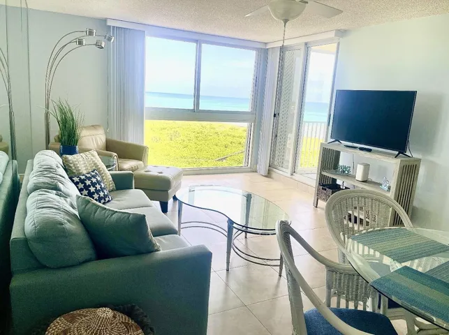Living rm