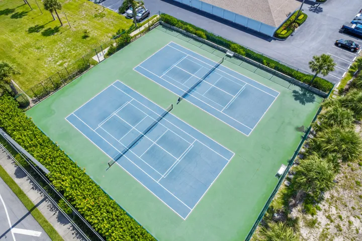 Tennis