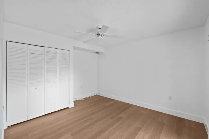 24-web-or-mls-A7408725