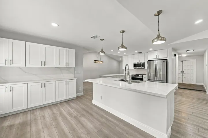 14_stl_7305