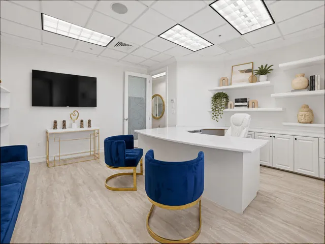 18-Office2-C