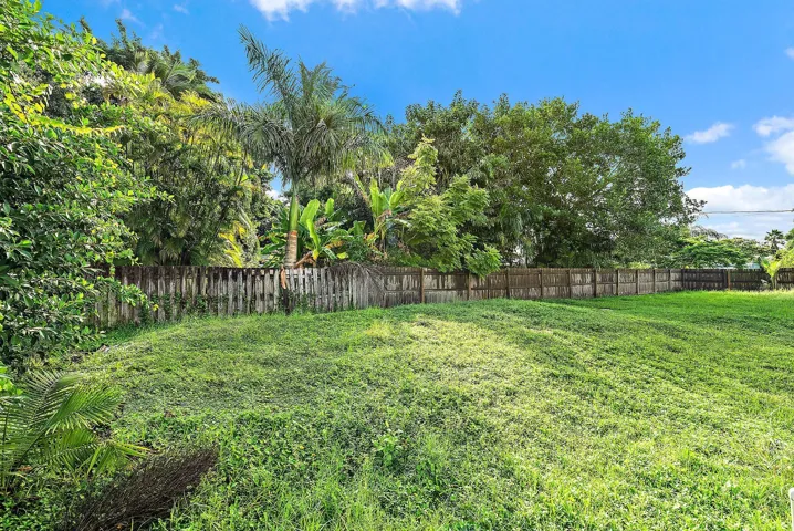 1297 NW Charlie Green Dr-16