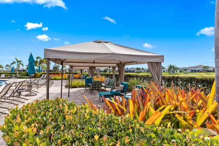 Veranda Gardens