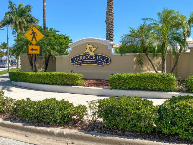 HI Entrance