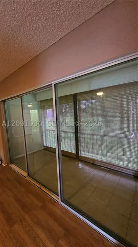 BALCONY MAIN