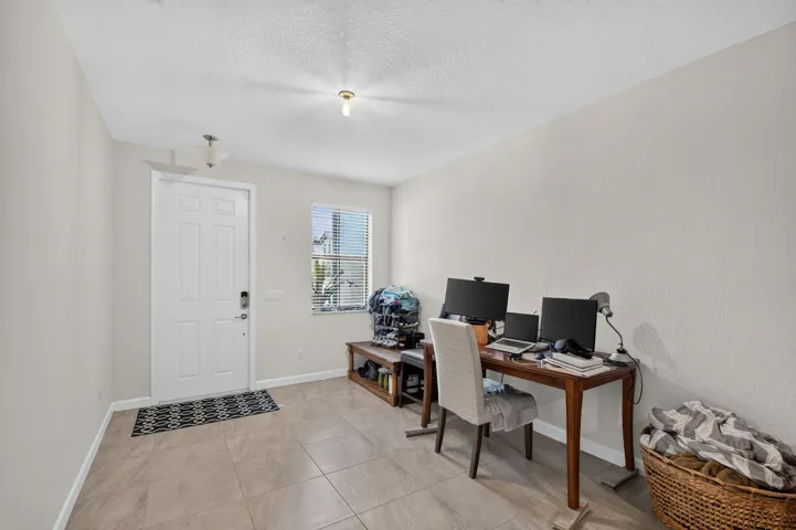 Living Area 3