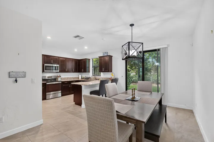 Dining Area 2