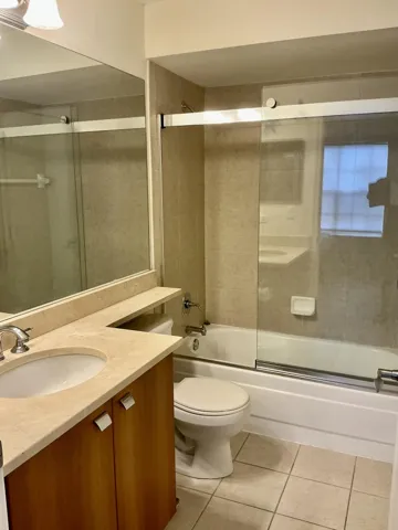 En Suite guest bathroom