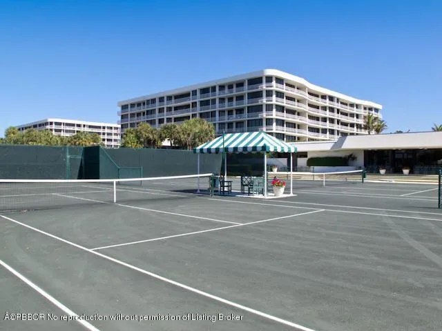 SC tennis courts