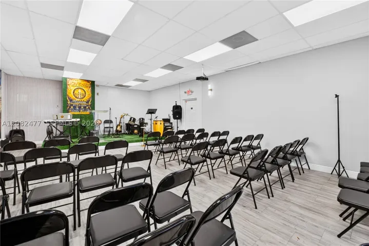 6260 Johnson St, Hollywood, Florida 33024