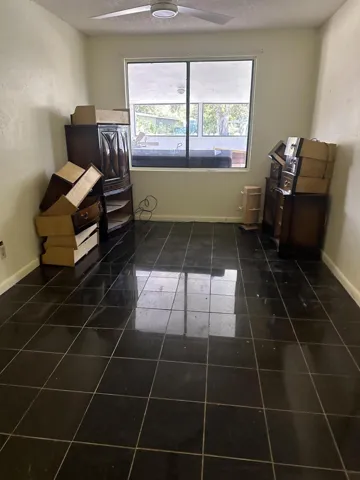 Bed room