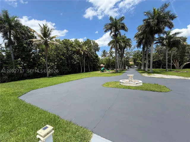 FRONT​​‌​​​​‌​​‌‌​‌‌​​​‌‌​‌​‌​‌​​​‌​​ YARD