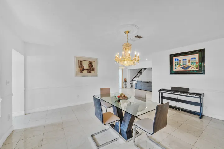 3 Living Area (2)