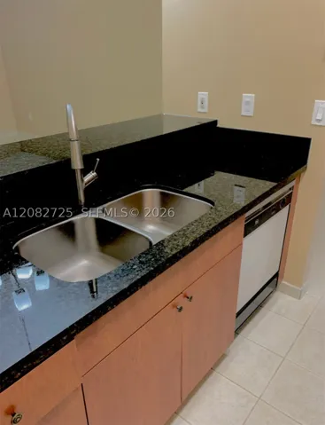 3 of 4: Image depicting the Kitchen and Snack Counter Area.