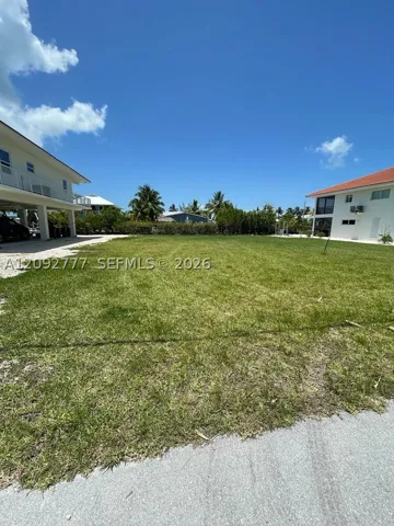 30351 Flamingo Ln, Big Pine, Florida 33043
