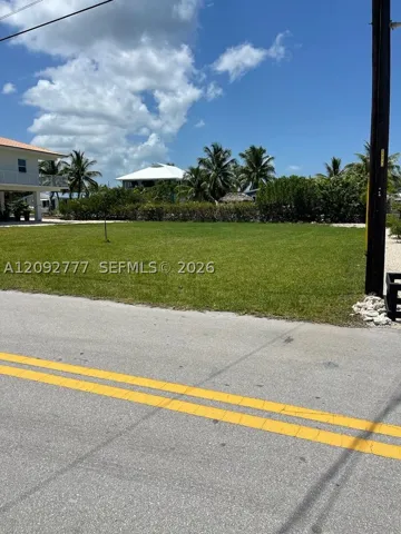 30351 Flamingo Ln, Big Pine, Florida 33043