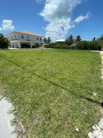 30351 Flamingo Ln, Big Pine, Florida 33043