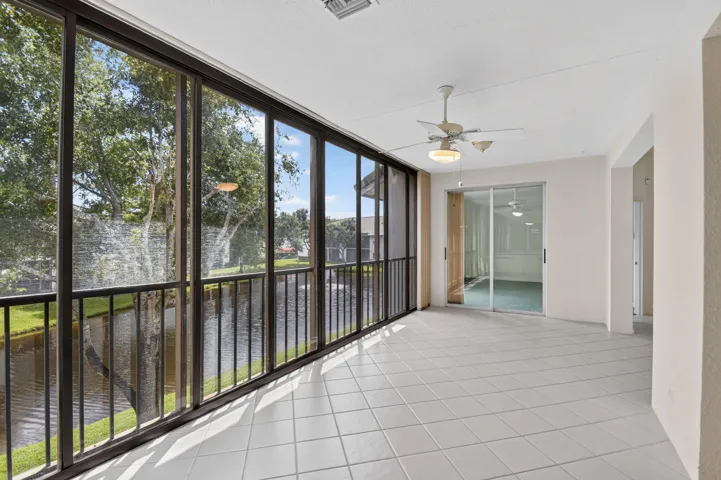 Fantastic glass enclosed Patio