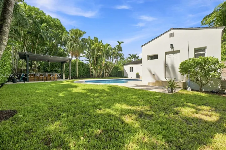 7215 Sw 54th Ct, Miami, Florida 33143