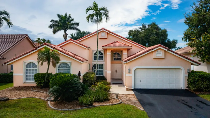 4900 NW 100 Terrace-43