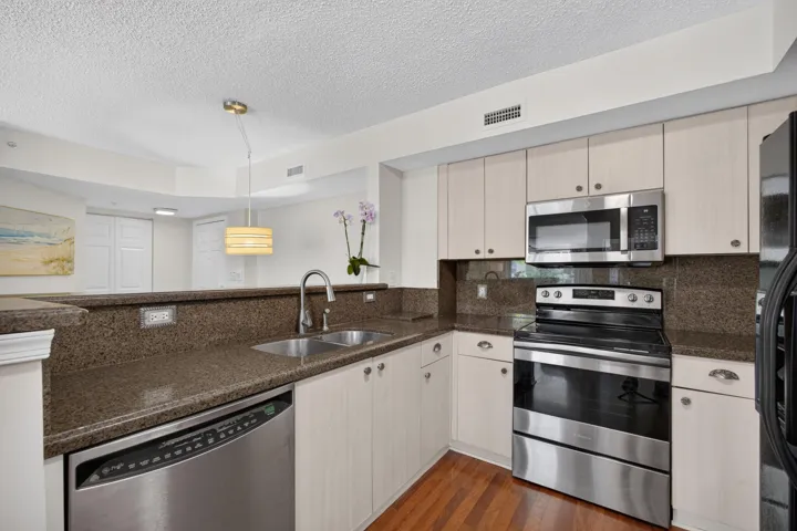 Kitchen-1